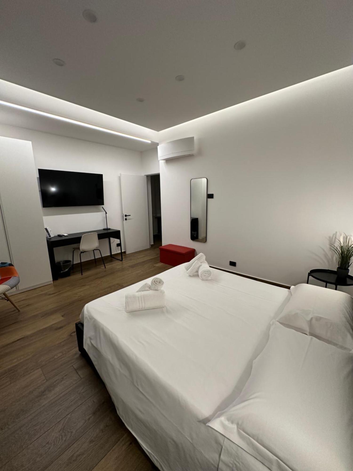 Borgiarooms Luxury Apartment Milazzo Luaran gambar
